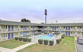 Motel 6-San Marcos, TX